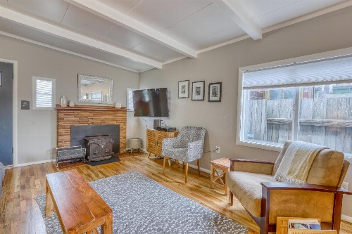 Allegra's Cottage image 1