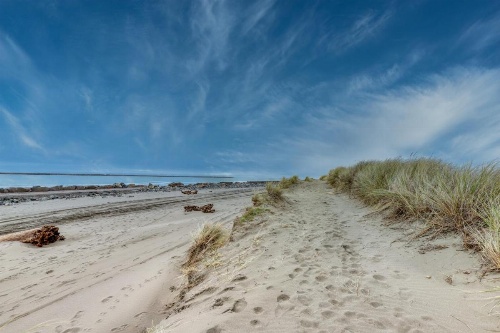 Allegra's Cottage image 23