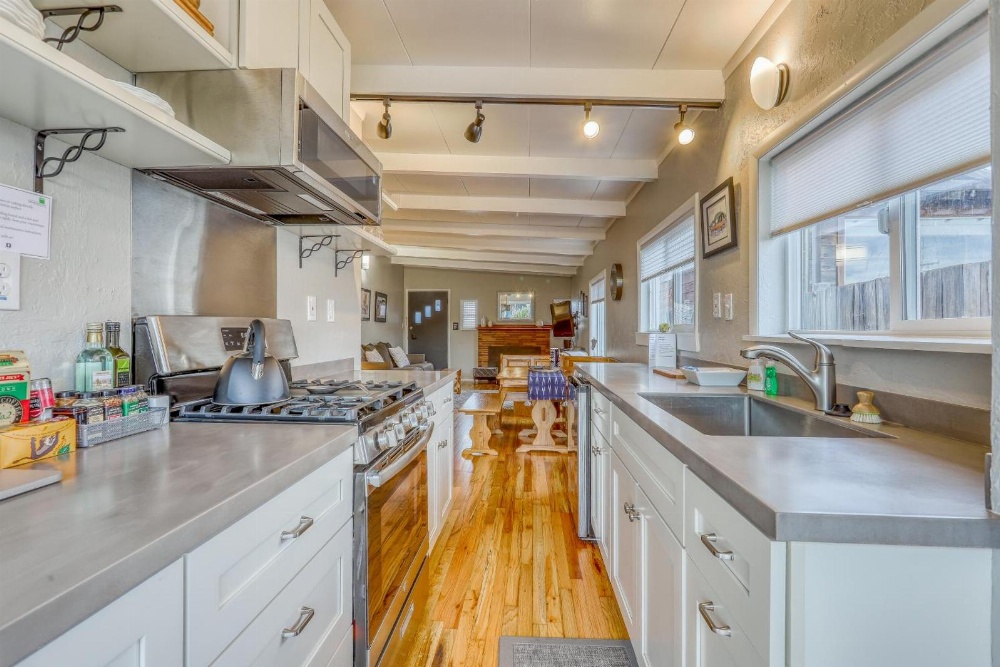 Allegra's Cottage Main image